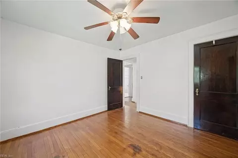 Bedroom - 154 Alleghany Rd, Hampton, VA 23661 photo 4 of 6