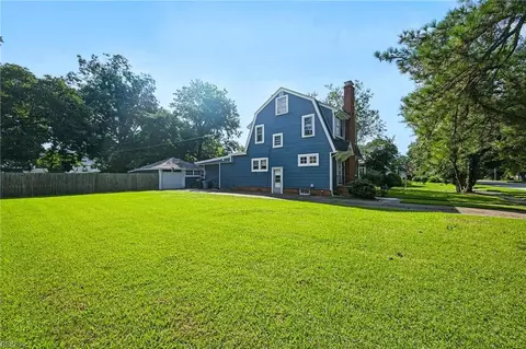 Exterior - 154 Alleghany Rd, Hampton, VA 23661 photo 7 of 9