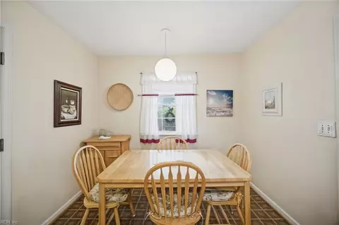 Dining - 6 Redman Ct, Hampton, VA 23669 photo 4 of 4
