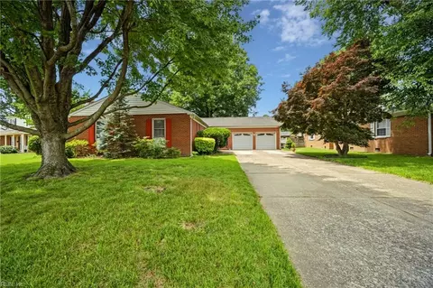 Exterior - 6 Redman Ct, Hampton, VA 23669 photo 4 of 10