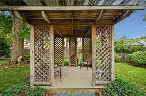 Exterior - 6 Redman Ct, Hampton, VA 23669 photo 10 of 10