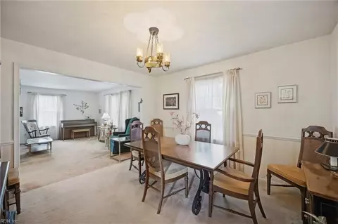 Dining - 6 Redman Ct, Hampton, VA 23669 photo 1 of 4