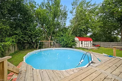 Exterior - 1129 Hazel Ave, Chesapeake, VA 23325 photo 6 of 10