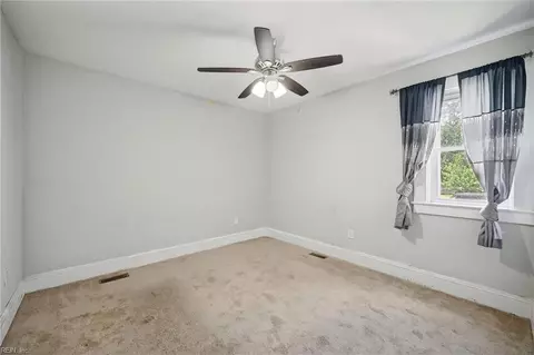 Bedroom - 1129 Hazel Ave, Chesapeake, VA 23325 photo 4 of 8