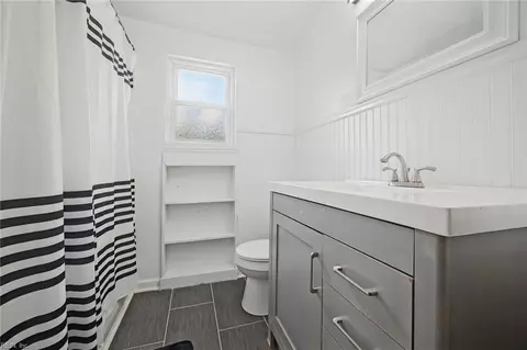 Bath - 1129 Hazel Ave, Chesapeake, VA 23325 photo 1 of 10