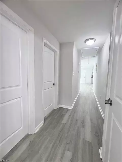 Entry Way - 10 C C Spaulding Dr, Hampton, VA 23666 photo 2 of 3