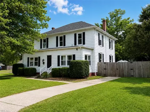 498 Romayne Dr, Newport News, VA 23602
