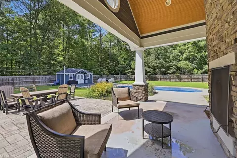 Exterior - 11159 Broken Bit Ln, Ashland, VA 23005 photo 3 of 6