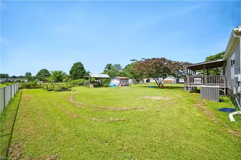 Exterior - 19 Whitehurst Rd, Gates, NC 27937 photo 5 of 10