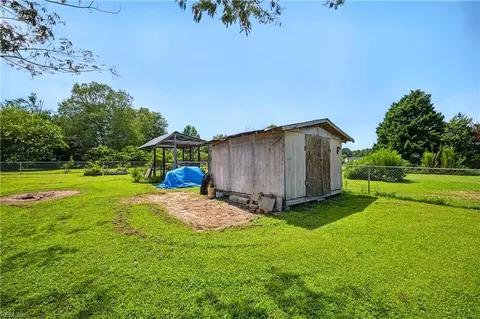 Exterior - 19 Whitehurst Rd, Gates, NC 27937 photo 7 of 10