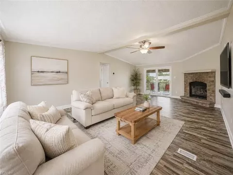 Living - 19 Whitehurst Rd, Gates, NC 27937 photo 1 of 2