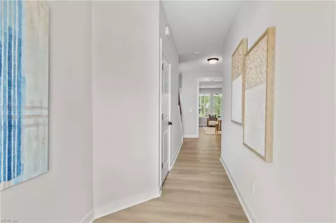 Entry Way - Mm Ashbee, Chesapeake, VA 23322 photo 1 of 5