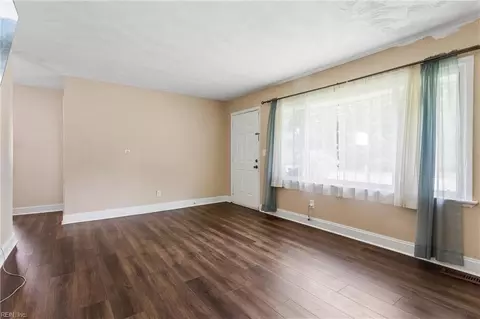 Living - 3501 Shell Rd, Hampton, VA 23661 photo 3 of 4