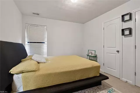 Bedroom - 67 Manilla Ln, Hampton, VA 23669 photo 5 of 7