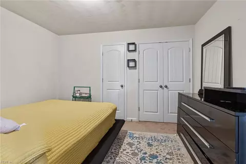 Bedroom - 67 Manilla Ln, Hampton, VA 23669 photo 4 of 7