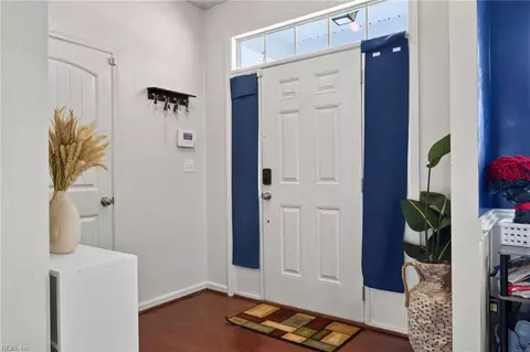 Entry Way - 67 Manilla Ln, Hampton, VA 23669 photo 1 of 6