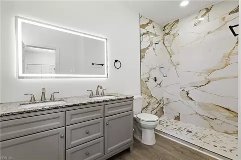 Bath - 161 Lasalle Ave, Hampton, VA 23661 photo 1 of 2