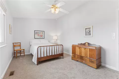 Bedroom - 8 Cantamar Ct, Hampton, VA 23664 photo 4 of 5