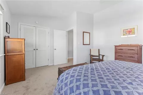 Bedroom - 8 Cantamar Ct, Hampton, VA 23664 photo 2 of 5