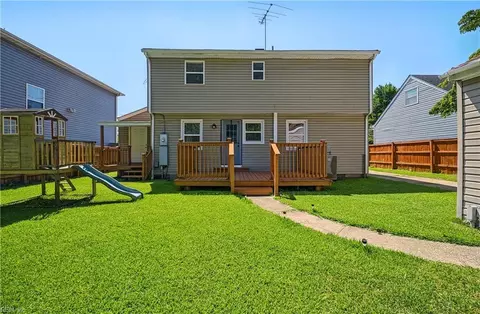 Exterior - 8046 E Glen Road Rd, Norfolk, VA 23505 photo 6 of 8