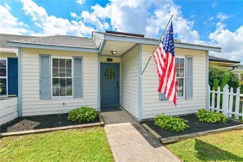 1476 Sangaree Cir, Virginia Beach, VA 23464