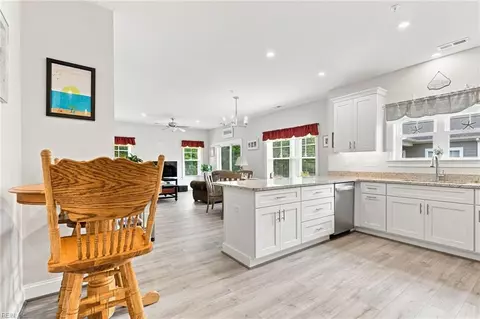 Kitchen - 7400 Sinclair Way #2-E, Gloucester, VA 23061 photo 4 of 4