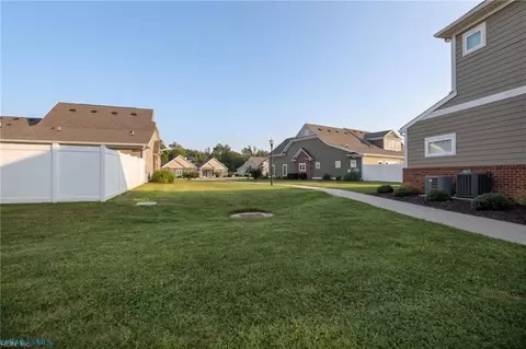 Exterior - 7400 Sinclair Way #2-E, Gloucester, VA 23061 photo 7 of 11