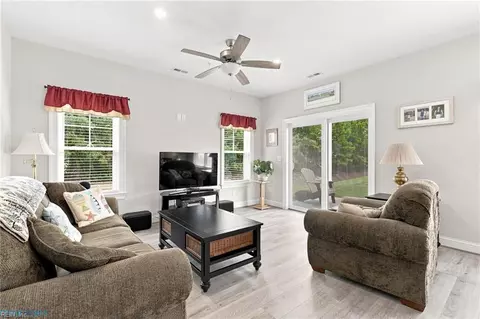 Living - 7400 Sinclair Way #2-E, Gloucester, VA 23061 photo 2 of 2