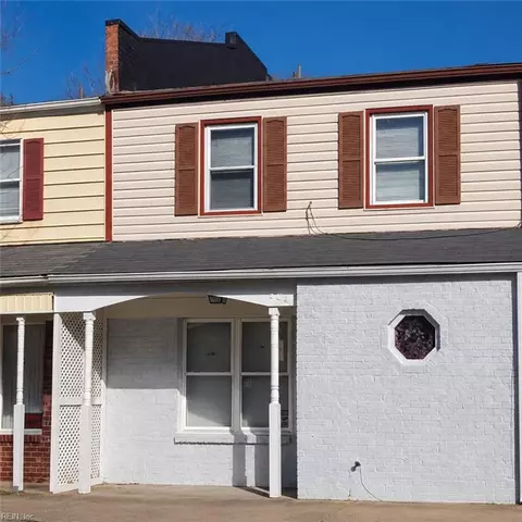 704 Lake Edward Dr, Virginia Beach, VA 23462