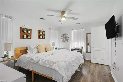 Bedroom - 1537 Hambledon Loop, Chesapeake, VA 23320 photo 6 of 7