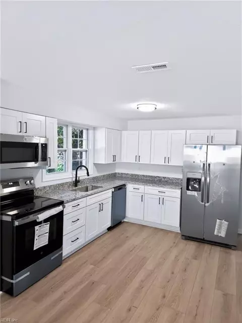 Kitchen - 118 Walnut St, Suffolk, VA 23434 photo 2 of 3