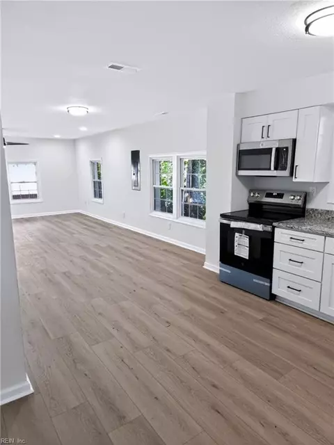 Other - 118 Walnut St, Suffolk, VA 23434 photo 1 of 8