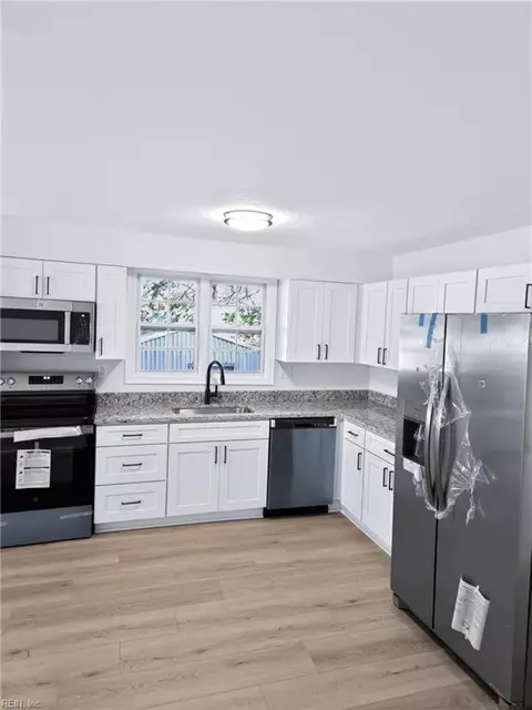Kitchen - 118 Walnut St, Suffolk, VA 23434 photo 1 of 3