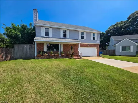 1700 Woodcliff Cir, Virginia Beach, VA 23454