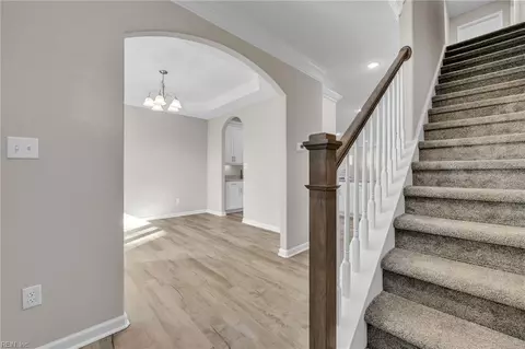 Entry Way - 4873 Beamon Rd, Norfolk, VA 23513 photo 1 of 9