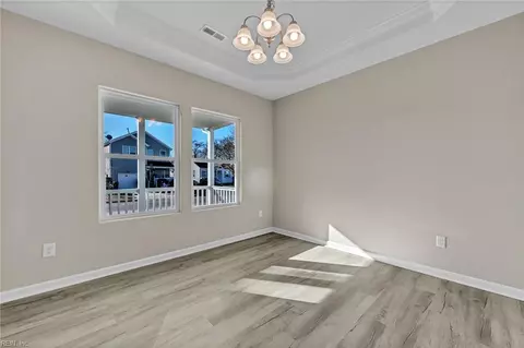 Living - 4873 Beamon Rd, Norfolk, VA 23513 photo 1 of 4