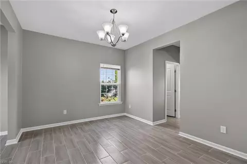 Entry Way - 335 Spring Hill Pl, Smithfield, VA 23430 photo 7 of 11