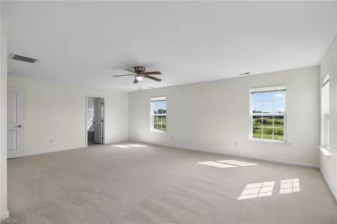 Bedroom - 335 Spring Hill Pl, Smithfield, VA 23430 photo 11 of 11