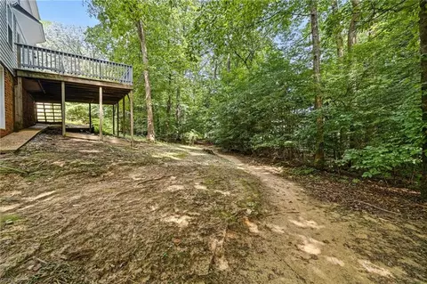 Exterior - 130 Devon Rd, Williamsburg, VA 23188 photo 5 of 7