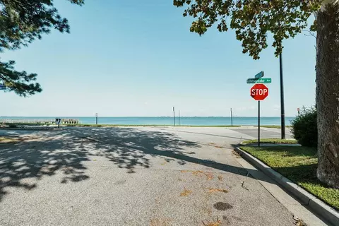 View/Area - 40 Pear Ave, Hampton, VA 23661 photo 1 of 3