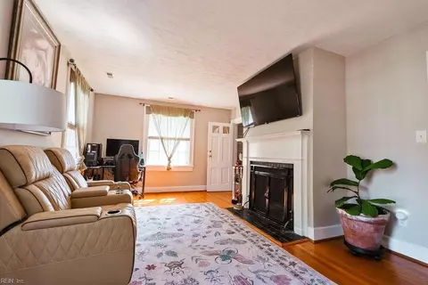 Other - 40 Pear Ave, Hampton, VA 23661 photo 1 of 10