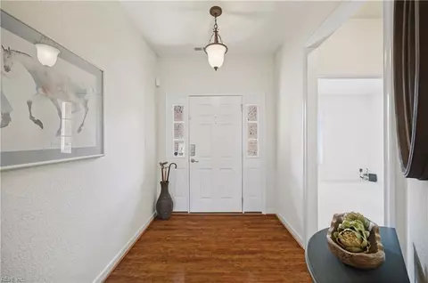 Entry Way - 1225 Eagle Pointe Way, Chesapeake, VA 23322 photo 3 of 4