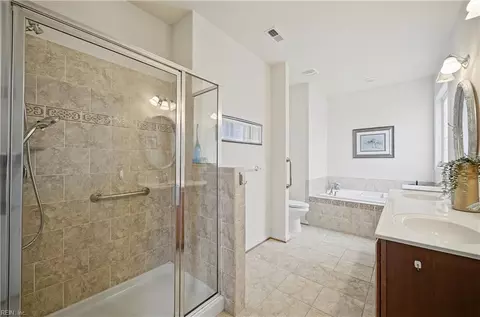 Bath - 1225 Eagle Pointe Way, Chesapeake, VA 23322 photo 1 of 5