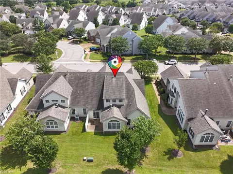 View/Area - 1225 Eagle Pointe Way, Chesapeake, VA 23322 photo 2 of 5