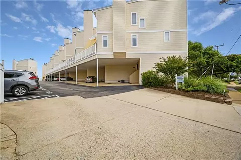 2328 Bays Edge Ave, Virginia Beach, VA 23451