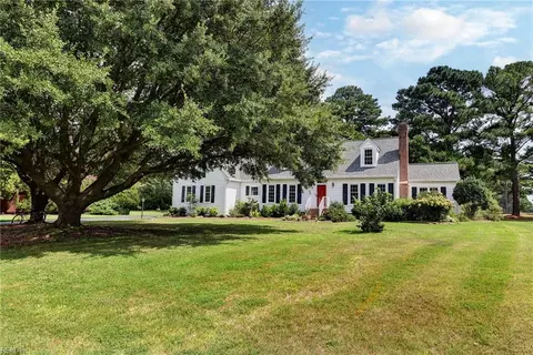Exterior - 9084 River Cres, Suffolk, VA 23433 photo 2 of 16