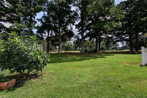 Exterior - 9084 River Cres, Suffolk, VA 23433 photo 14 of 16