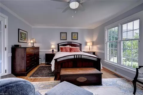 Bedroom - 9084 River Cres, Suffolk, VA 23433 photo 2 of 4