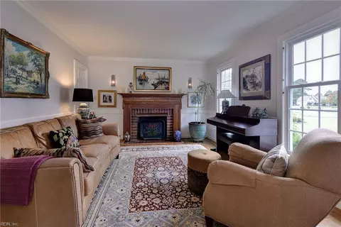Living - 9084 River Cres, Suffolk, VA 23433 photo 1 of 4