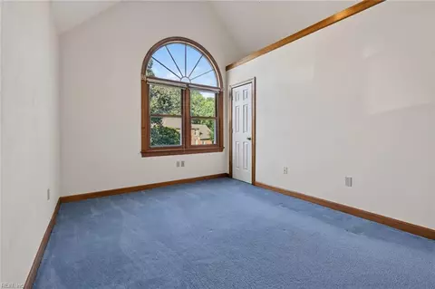 Bedroom - 619 Bartell Dr, Chesapeake, VA 23322 photo 6 of 11